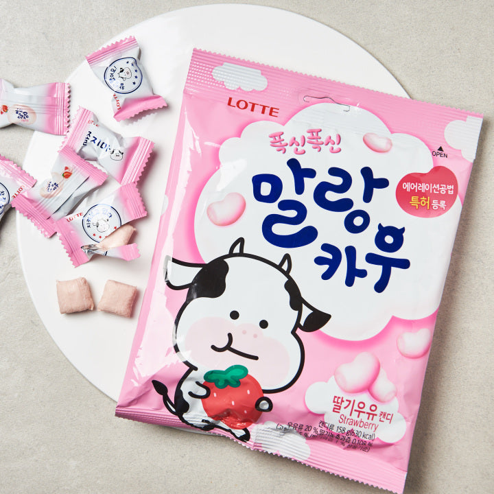 Lotte Malang Cow Chewy Milk Candy (Strawberry Flavor) 79g